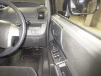 Toyota VOXY лот № 3003 оценка 3  с аукциона в Японии 6