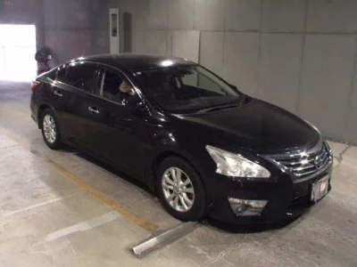 Nissan TEANA