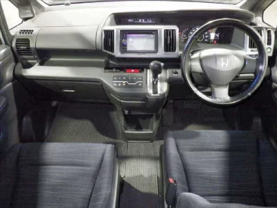 Honda STEP WAGON  с аукциона в Японии