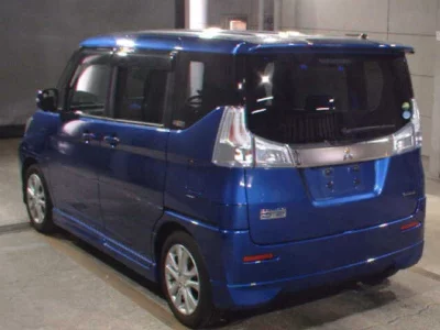 Mitsubishi DELICA D2