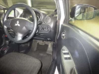 Mitsubishi I-MIEV лот № 6095 оценка 4  с аукциона в Японии 6