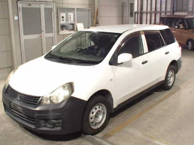 Mitsubishi LANCER VAN