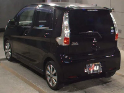 Mitsubishi EK CUSTOM