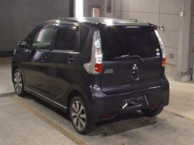 Mitsubishi EK CUSTOM