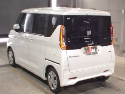 Mitsubishi EK SPACE