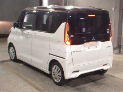 Mitsubishi EK SPACE