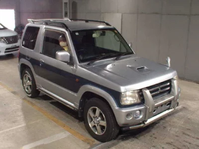 Mitsubishi PAJERO MINI