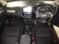 Mitsubishi OUTLANDER лот № 6606 оценка 3.5  с аукциона в Японии 2
