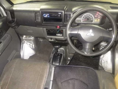 Mitsubishi MINICAB VAN