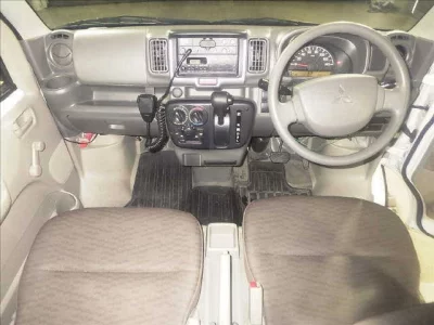 Mitsubishi MINICAB VAN