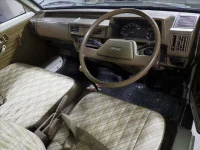 Mazda BONGO VAN лот № 4002 оценка 3  с аукциона в Японии 2