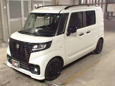 Suzuki SPACIA BASE