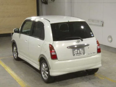 Daihatsu MIRA
