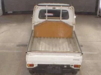 Subaru SAMBAR лот № 8049 оценка 3.5  с аукциона в Японии 5