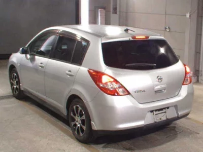 Nissan TIIDA