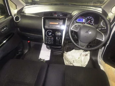 Mitsubishi EK CUSTOM