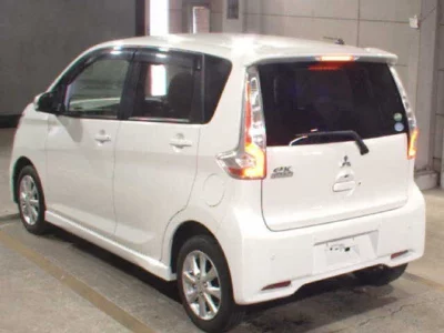 Mitsubishi EK CUSTOM