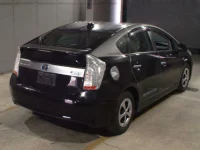 Toyota PRIUS PHV лот № 8275 оценка 3.5  с аукциона в Японии 4