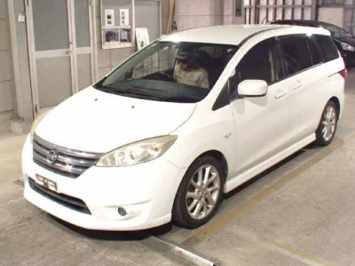 Nissan LAFESTA  с аукциона в Японии