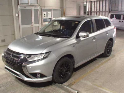 Mitsubishi OUTLANDER PHEV