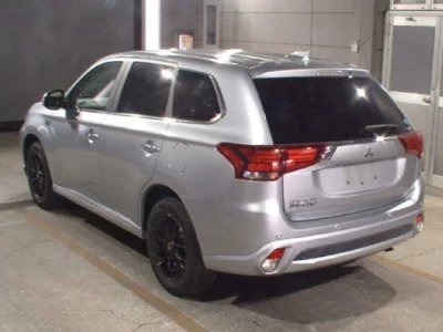Mitsubishi OUTLANDER PHEV
