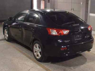 Mitsubishi GALANT FORTIS