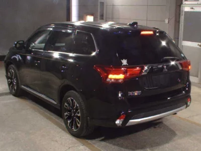 Mitsubishi OUTLANDER PHEV