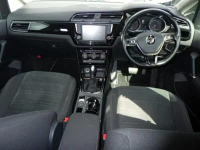 Volkswagen GOLF TOURAN