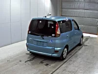 Toyota FUNCARGO лот № 9046 оценка 3.5  с аукциона в Японии 4