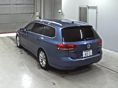 Volkswagen PASSAT VARIANT