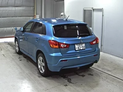 Mitsubishi RVR