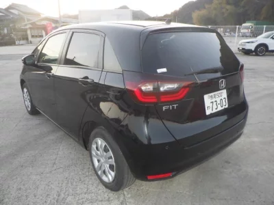 Honda FIT  с аукциона в Японии