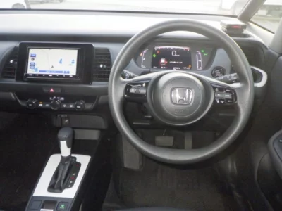 Honda FIT  с аукциона в Японии