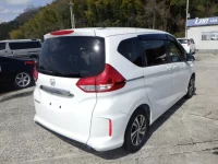 Honda FREED лот № 3807 оценка 4.5  с аукциона в Японии 4