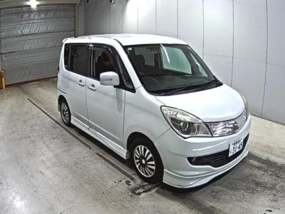 Mitsubishi DELICA D2