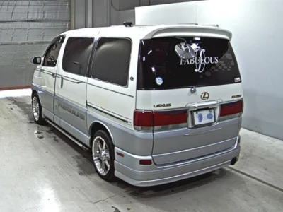 Toyota HIACE REGIUS