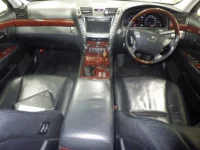 Lexus LS лот № 2126 оценка 3.5  с аукциона в Японии 2
