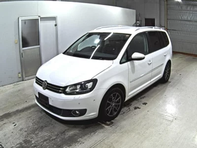 Volkswagen GOLF TOURAN