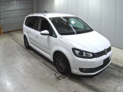 Volkswagen GOLF TOURAN
