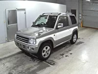 Mitsubishi PAJERO MINI лот № 9256 оценка 4  с аукциона в Японии 3