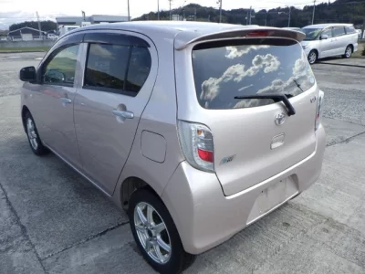 Daihatsu MIRA E S