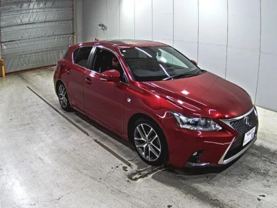 Lexus CT  с аукциона в Японии
