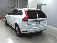 Volvo XC60 лот № 7051 оценка 4  с аукциона в Японии 1