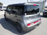 Nissan CUBE лот № 3901 оценка 3.5  с аукциона в Японии 1