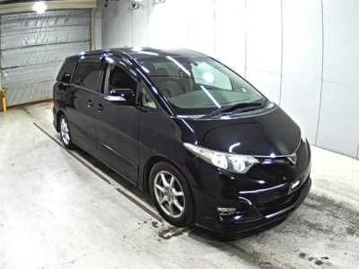 Toyota ESTIMA  с аукциона в Японии