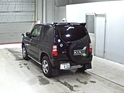 Nissan KIX