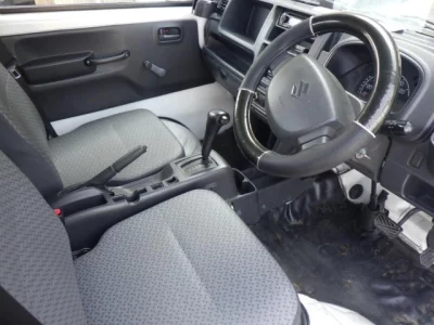 Suzuki CARRY TRUCK  с аукциона в Японии