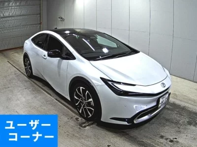 Toyota Prius  с аукциона в Японии