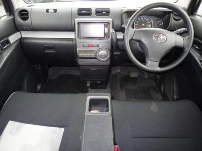 Toyota PIXIS SPACE