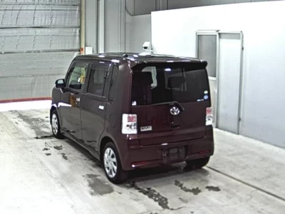 Toyota PIXIS SPACE